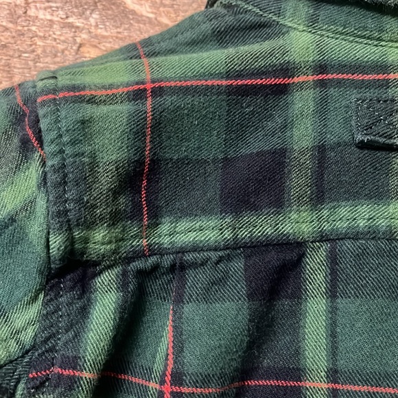 Duluth Trading Co Flannel Button Down Shirt Boys 5 Green Red - Picture 5 of 5